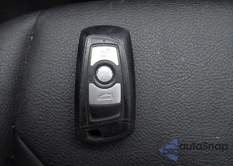 2015 BMW 320I xDrive из США, поврежденный, VIN WBA3C3C53FK203729